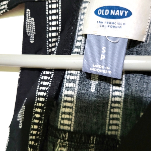 Small black and white summer dress. - Picture 6 of 6